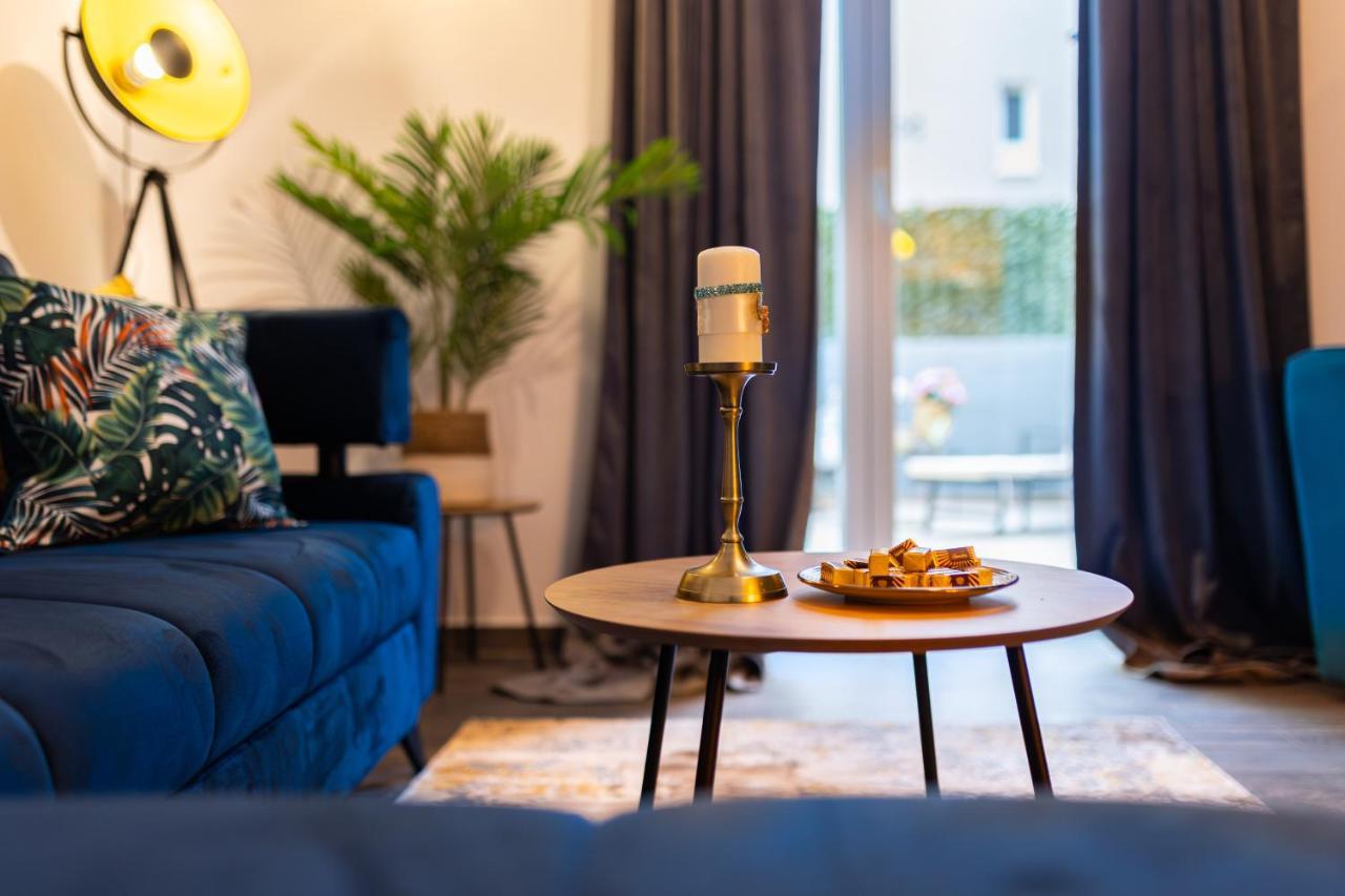 Oasis Luxury Apartment With Terrarce And Jacuzzi Split Exterior foto
